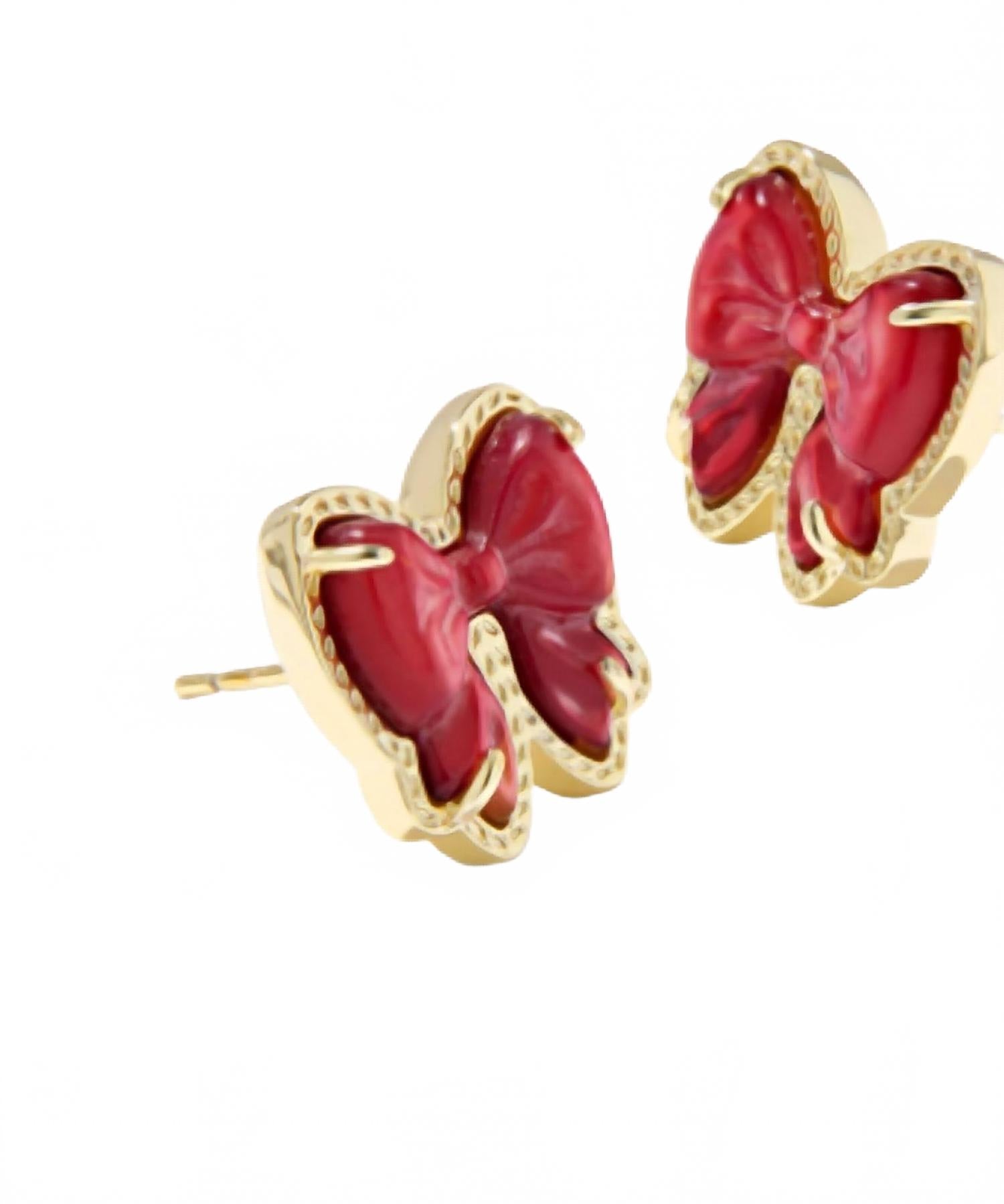 Aretes de mujer color dorado