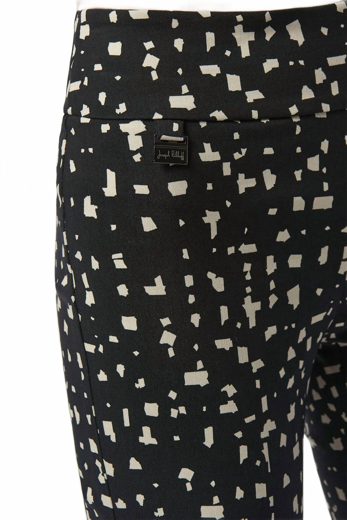 Pantalón color negro