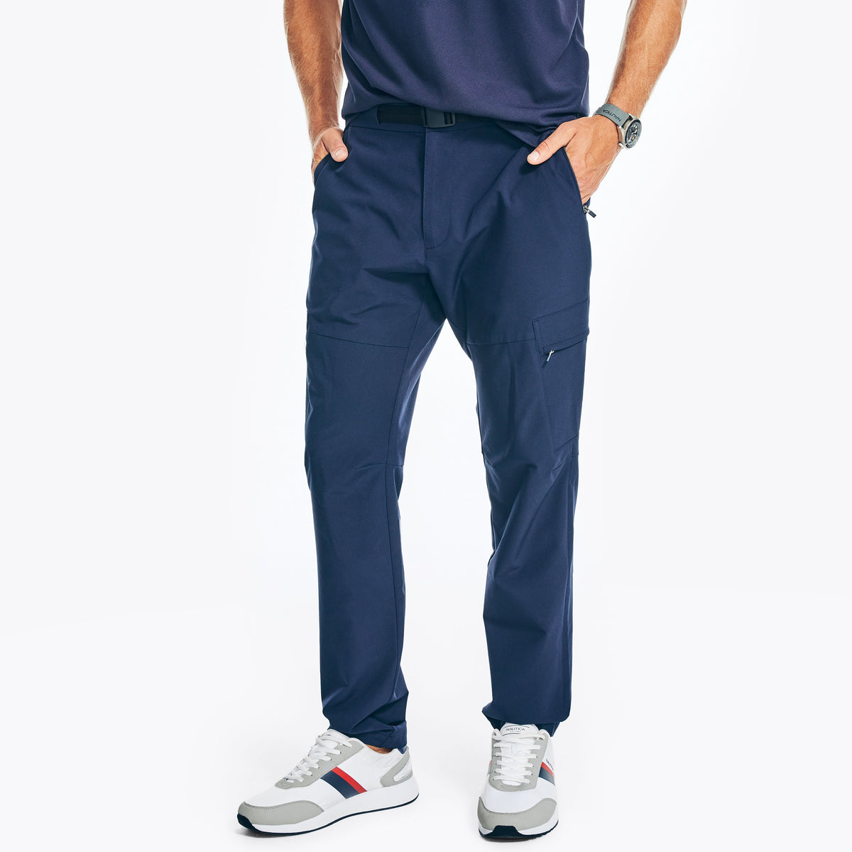 Pantalón de hombre de corte ajustado