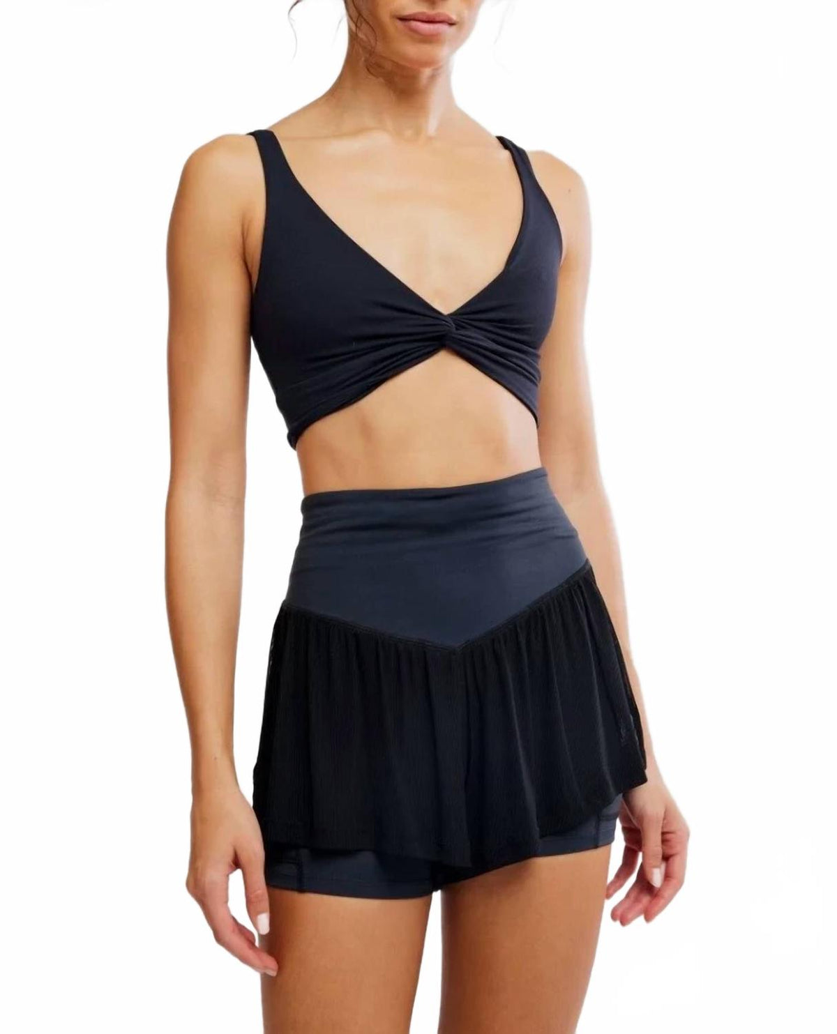 Short color negro