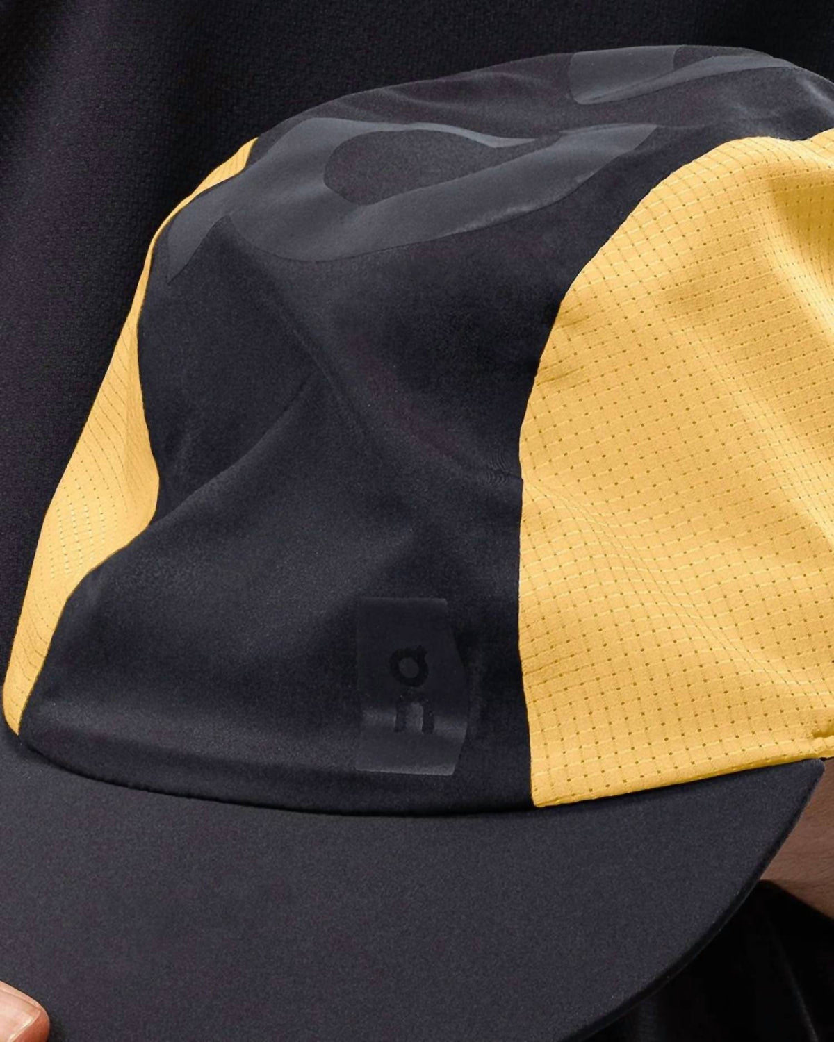 Gorra unisex color negro