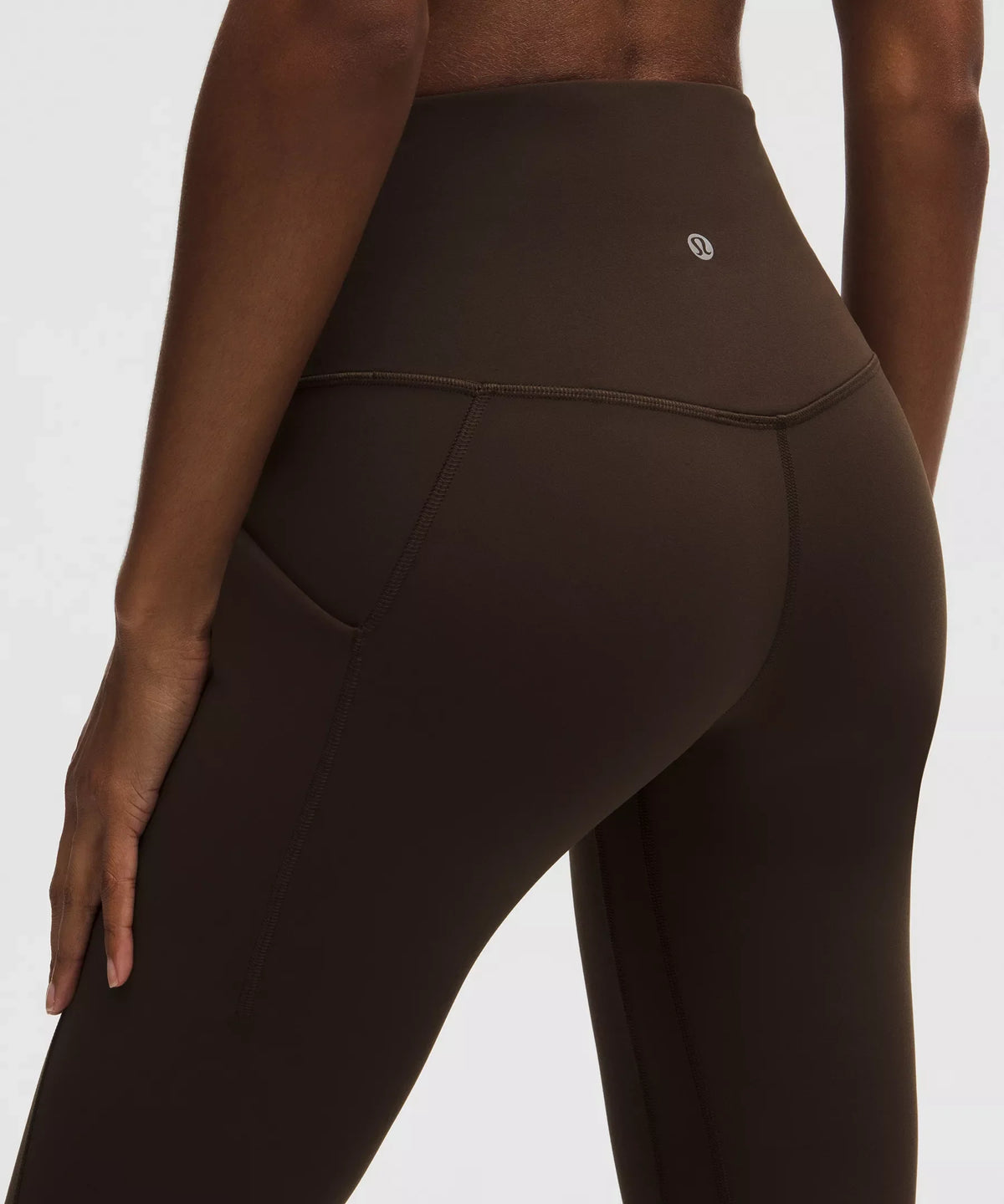 Pantalón de tiro alto