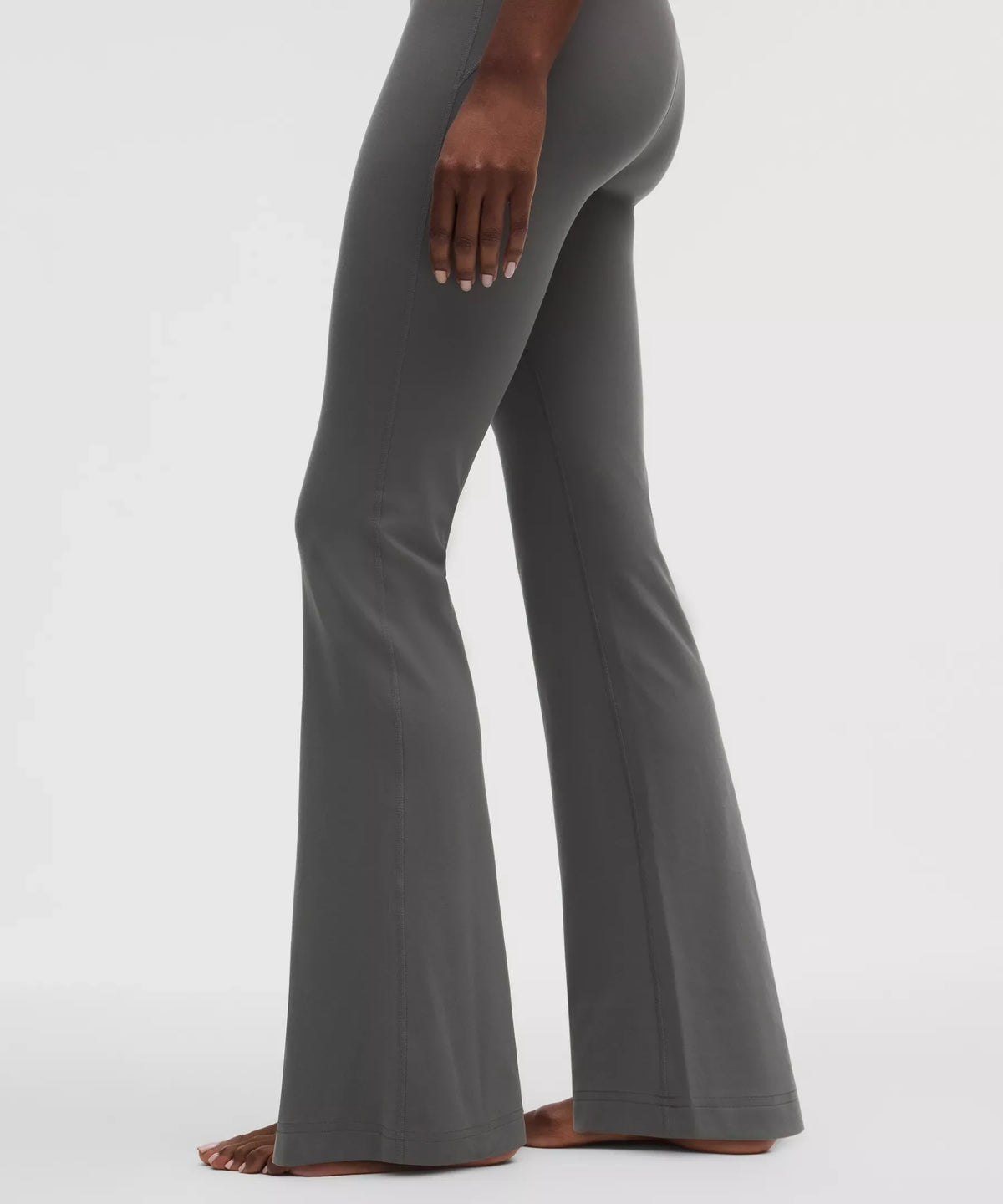Pantalón de tiro alto