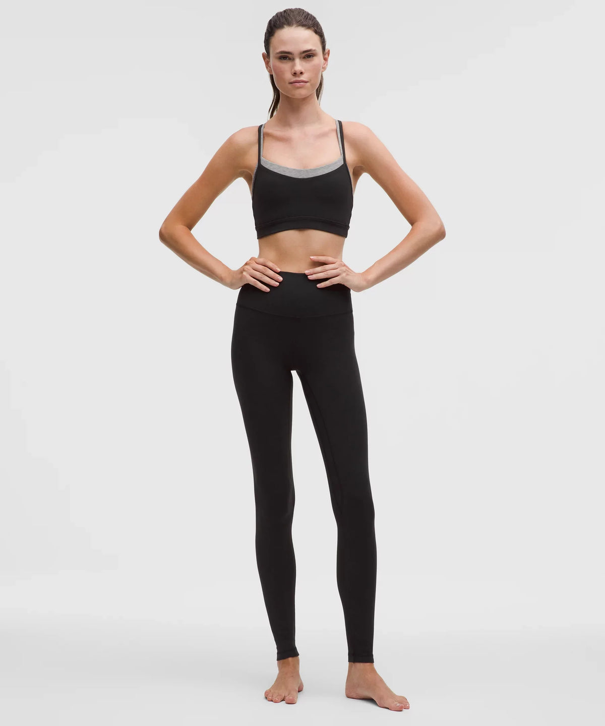 Pantalón de tiro alto