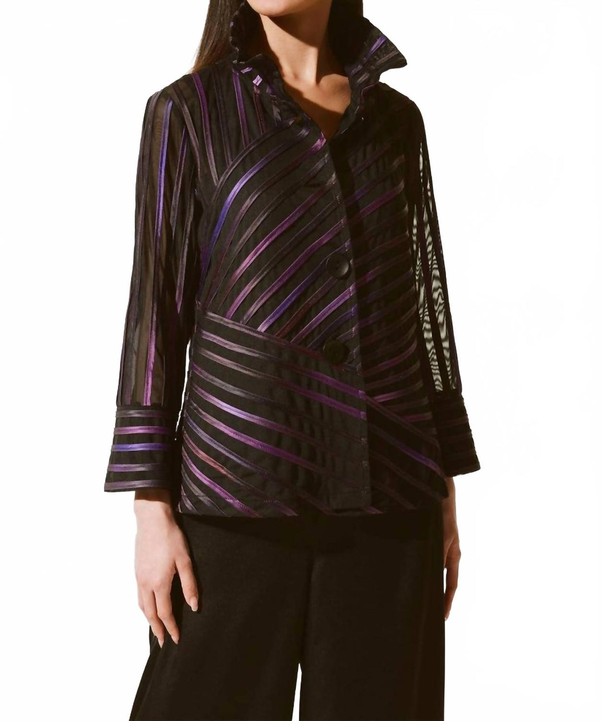 Chaqueta a rayas color negro