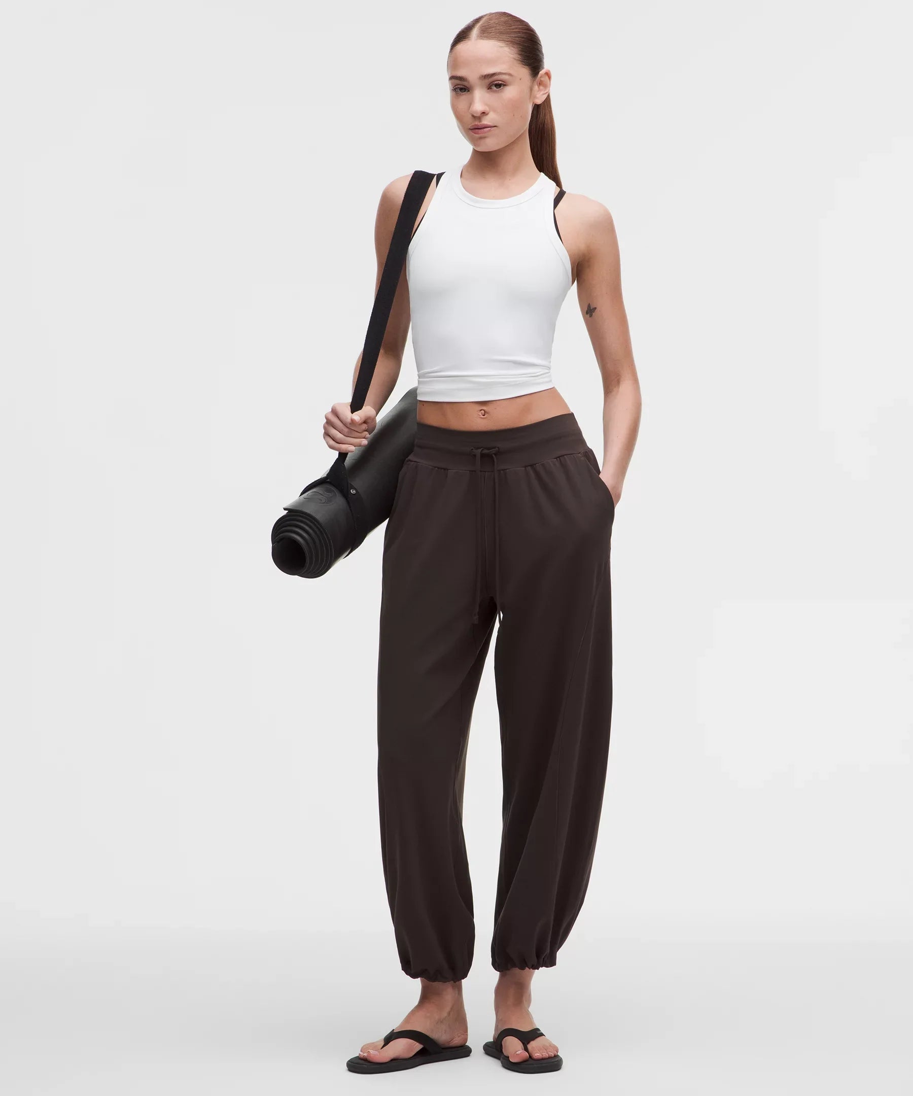 Pantalón de tiro bajo