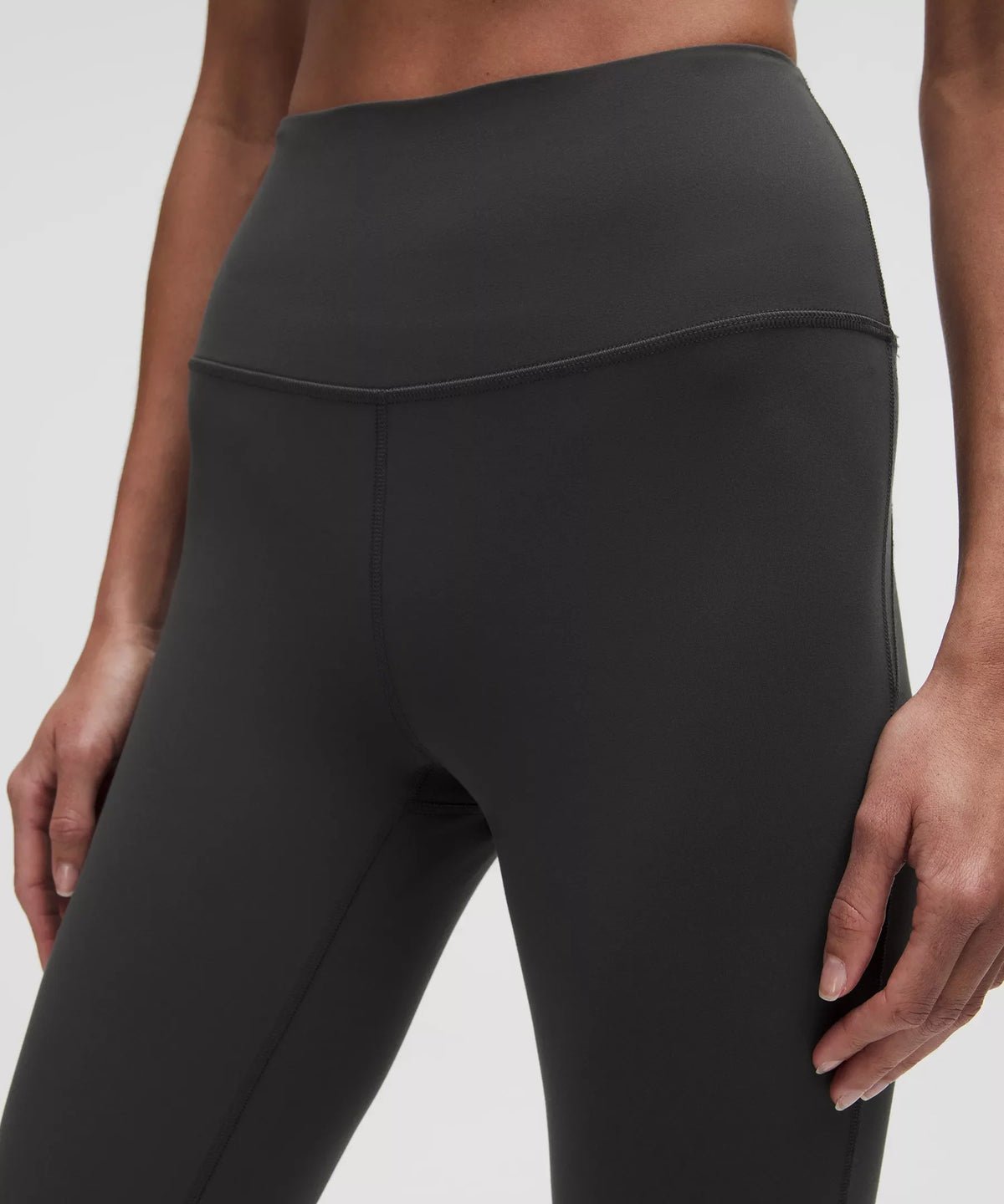 Pantalón de tiro alto