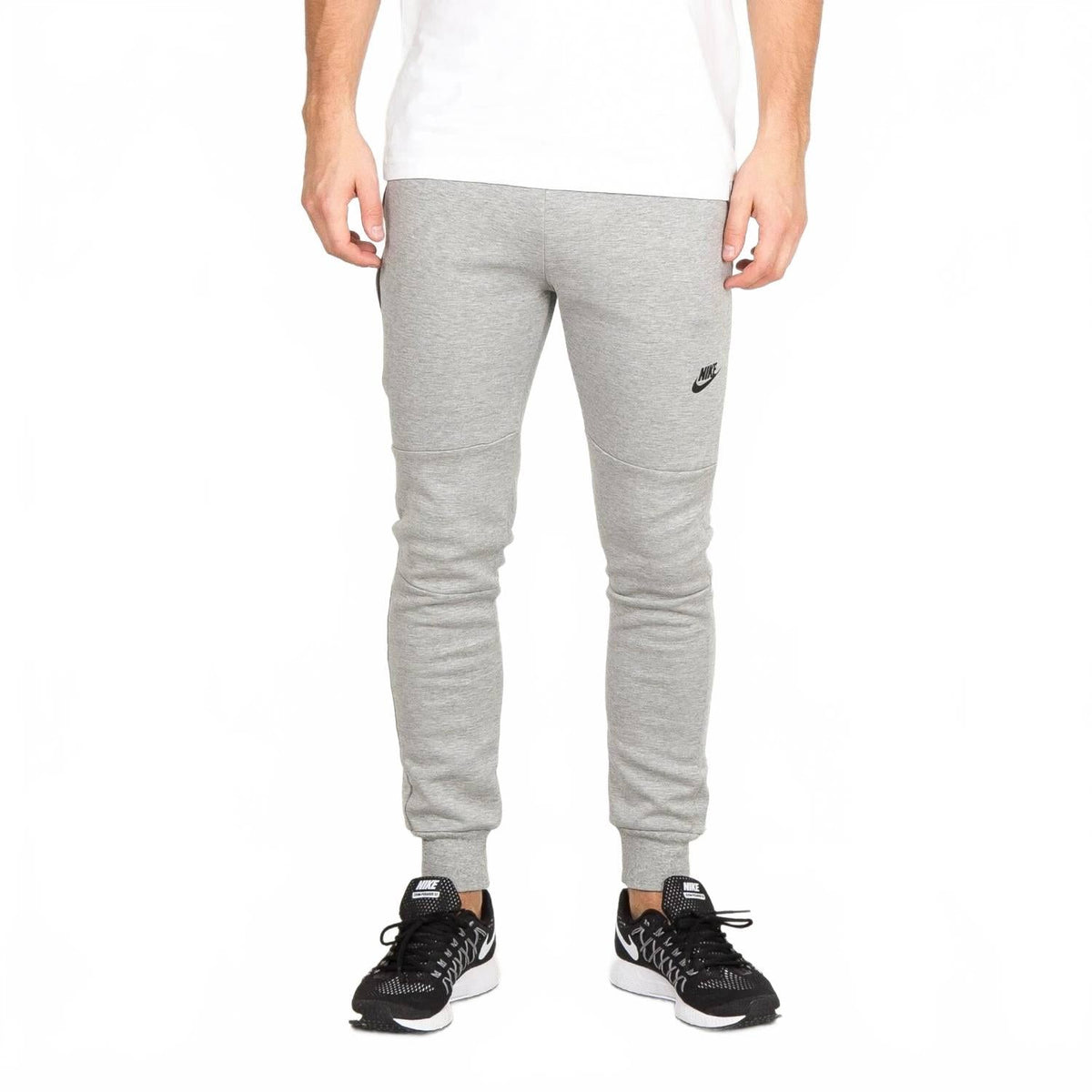 Pantalón color gris oscuro y negro