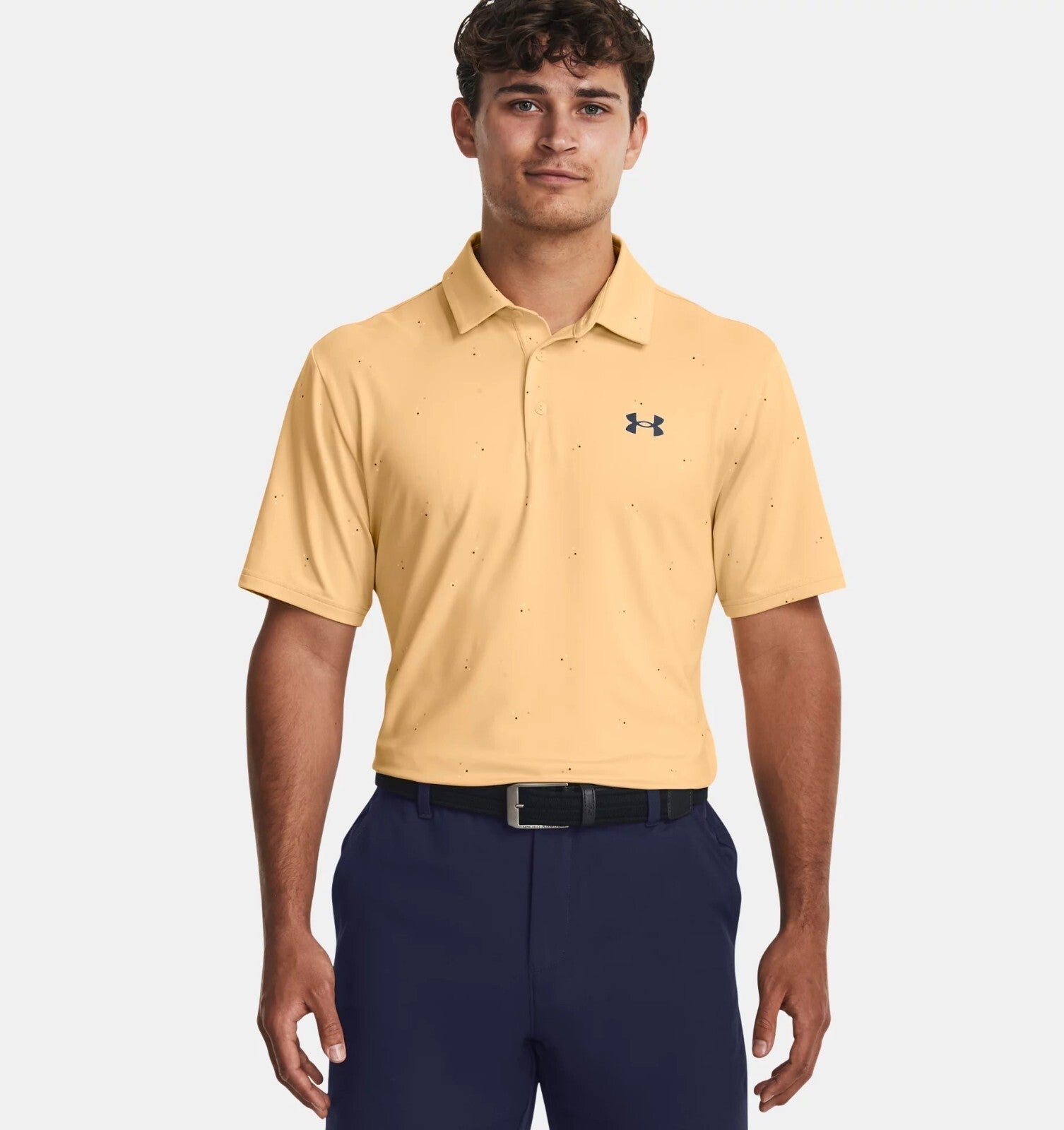 Suéter de hombre color amarillo