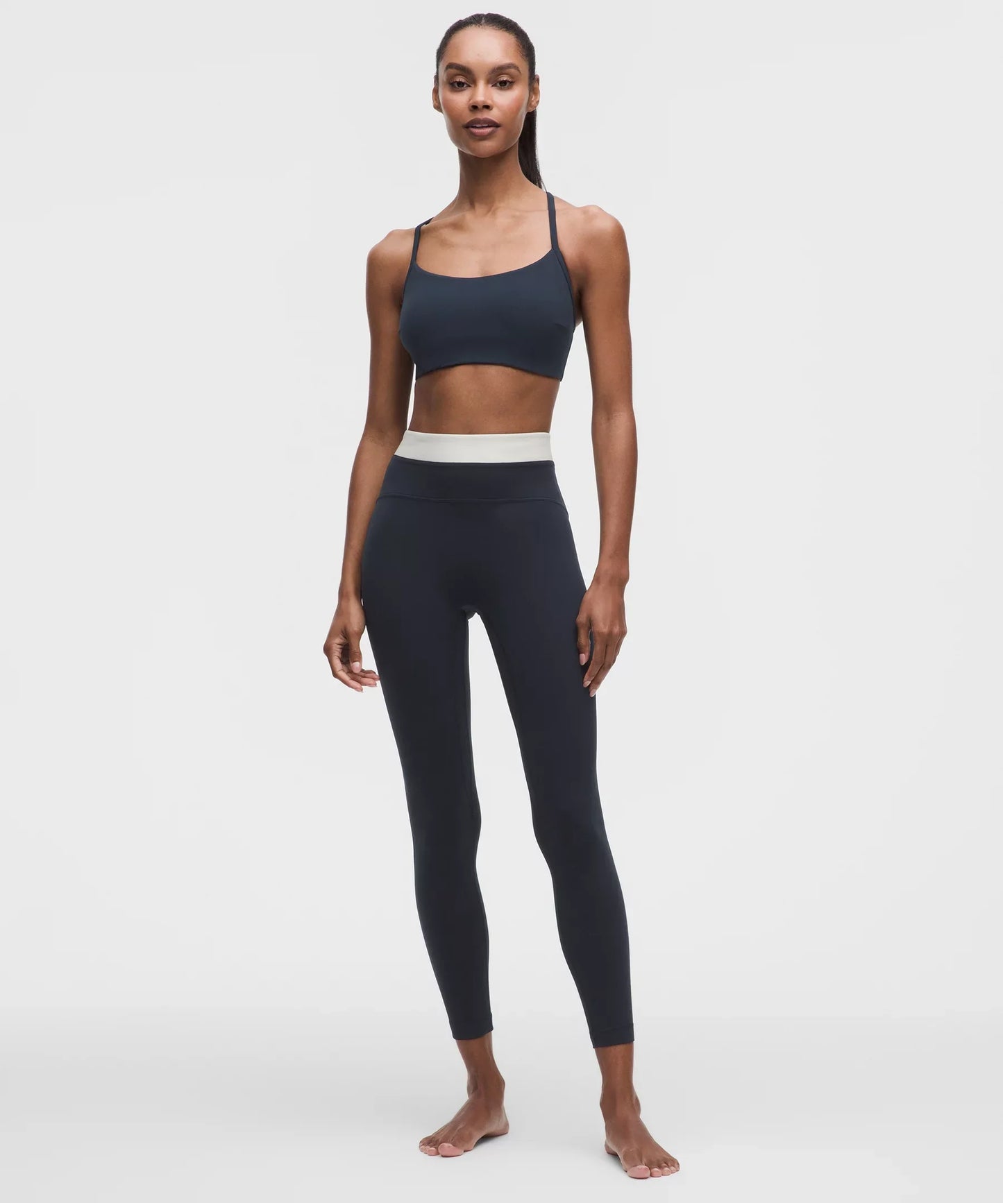 Pantalón de tiro alto
