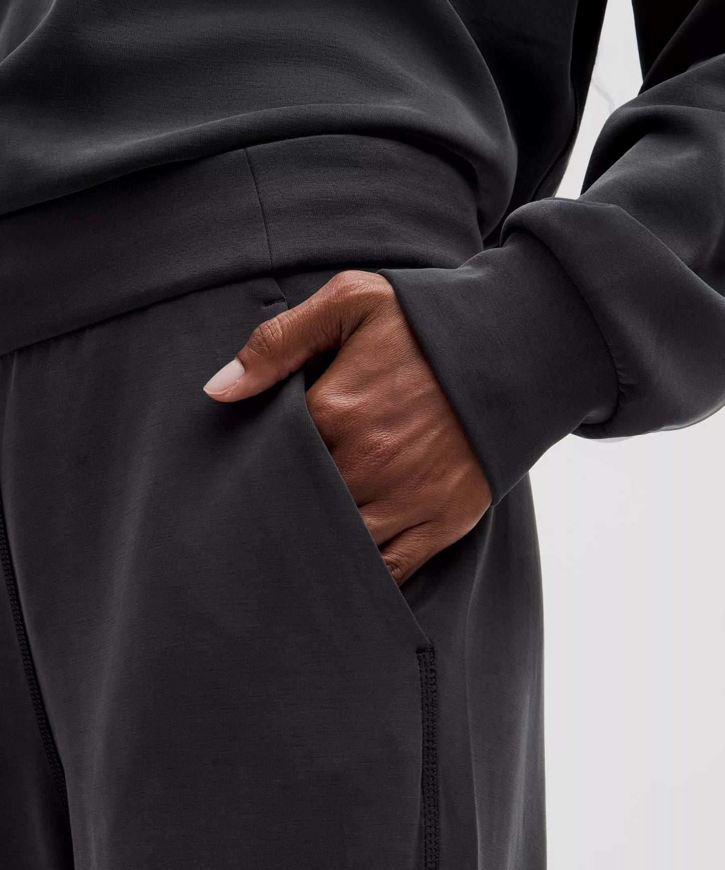 Pantalón de corte recto de tiro alto