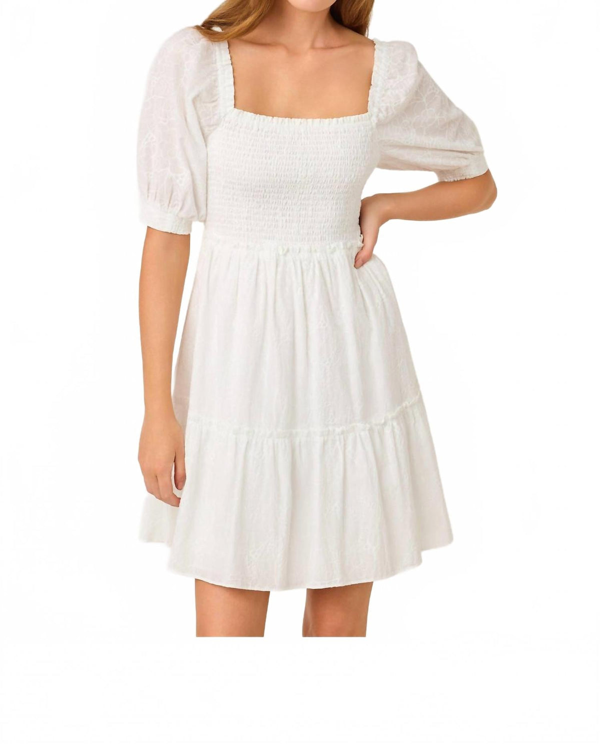 Vestido de manga corta color blanco