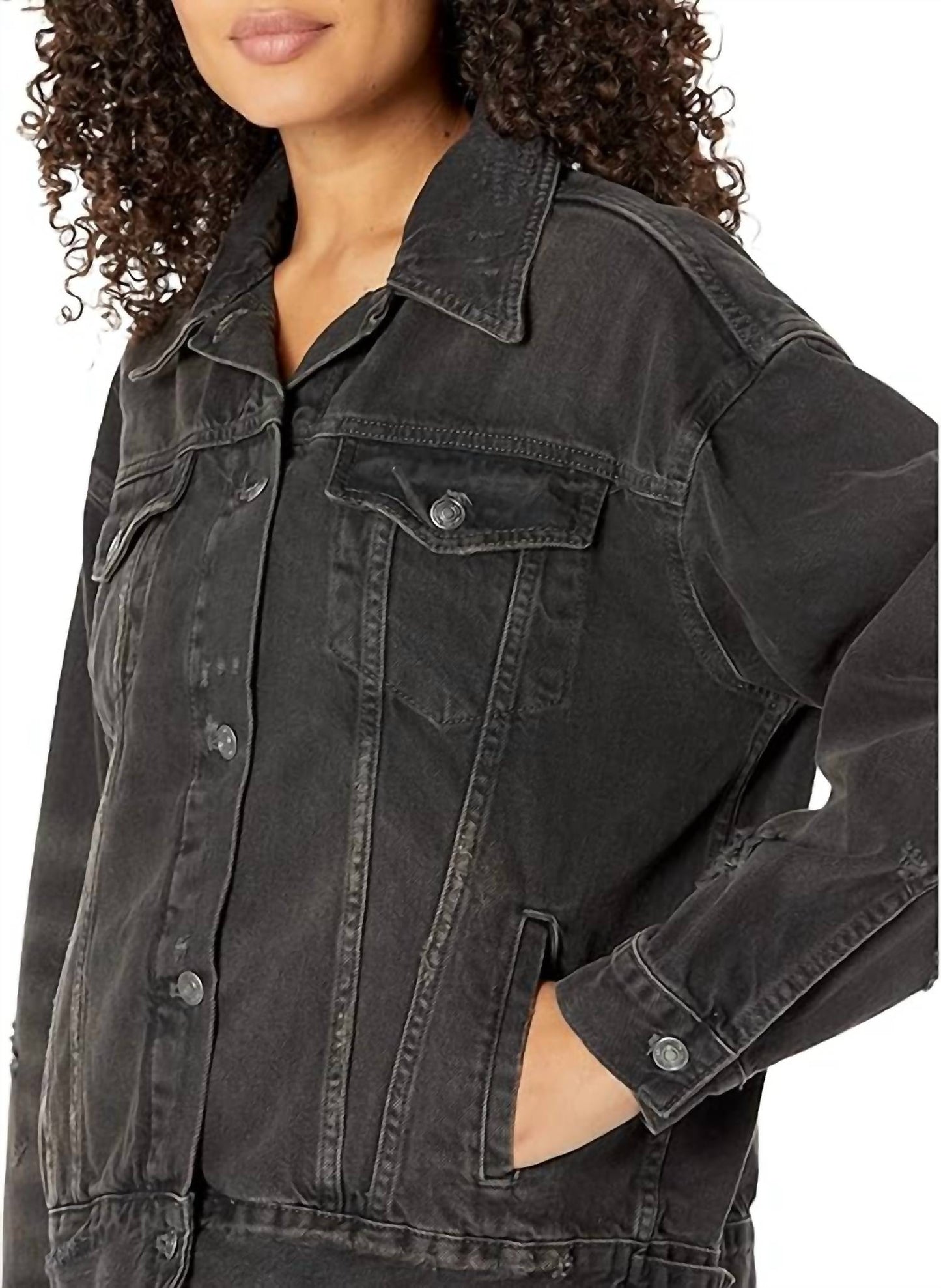 Chaqueta color negro