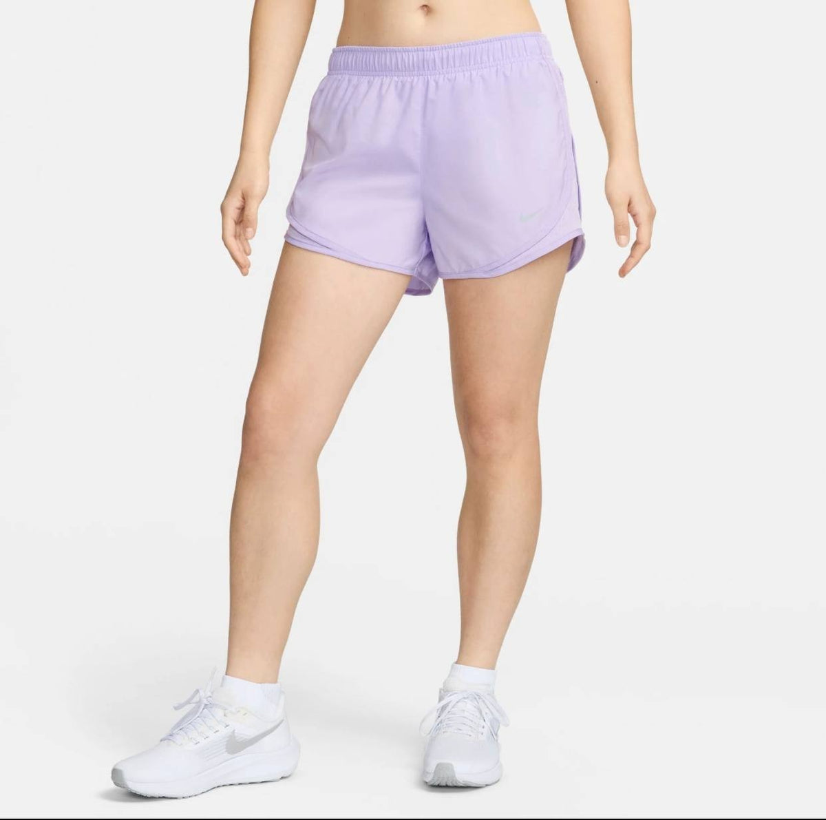 Ropa interior de mujer color violeta