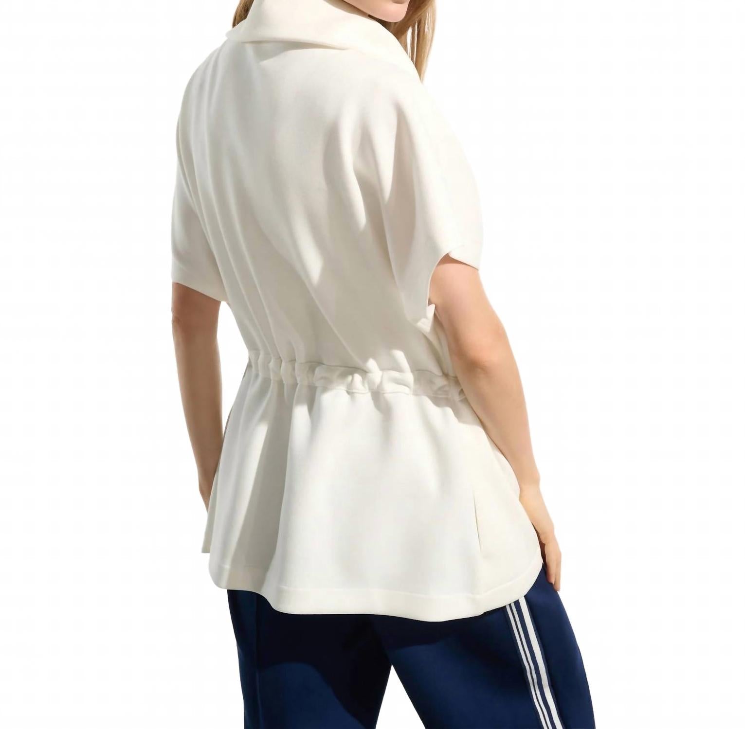 Chaqueta color blanco