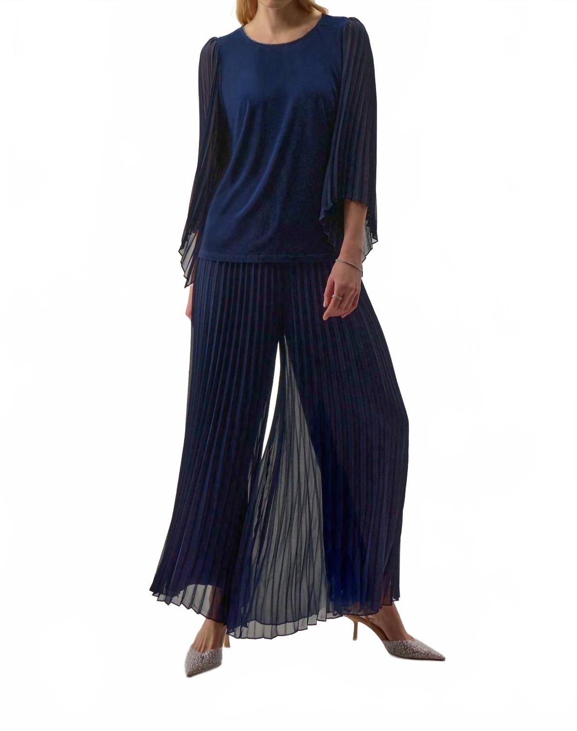 Top con pliegues color azul