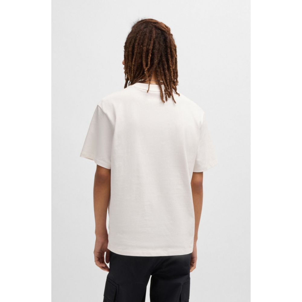 Camiseta de algodón de corte amplio