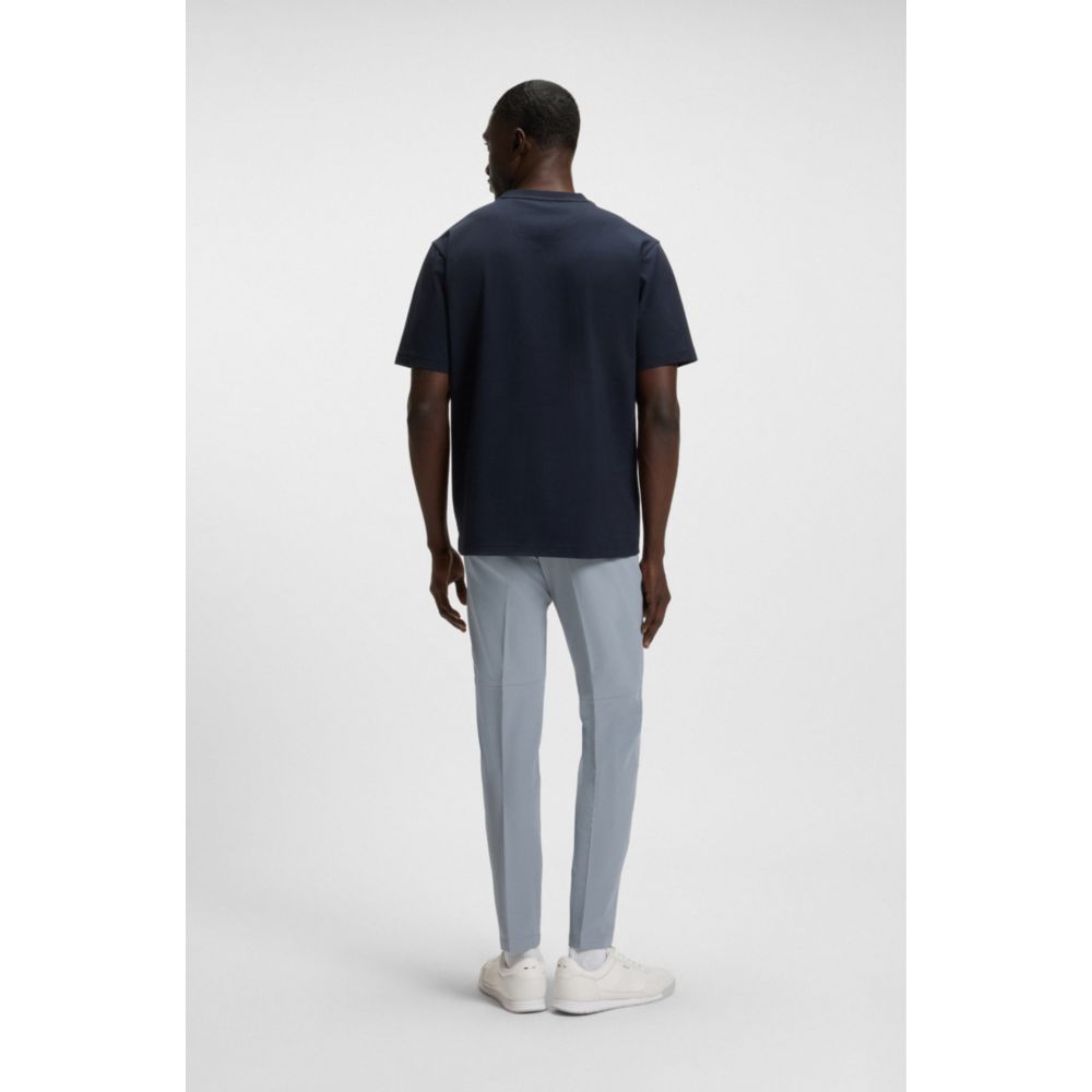 Pantalón de corte ajustado resistente al agua