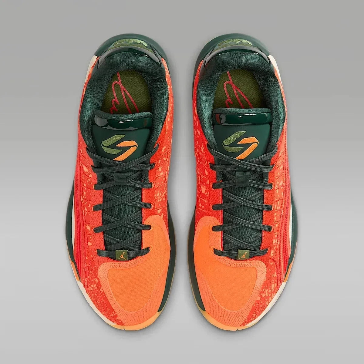 Tenis de hombre color naranja