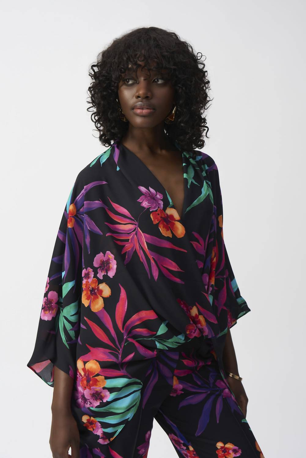 Top color negro
