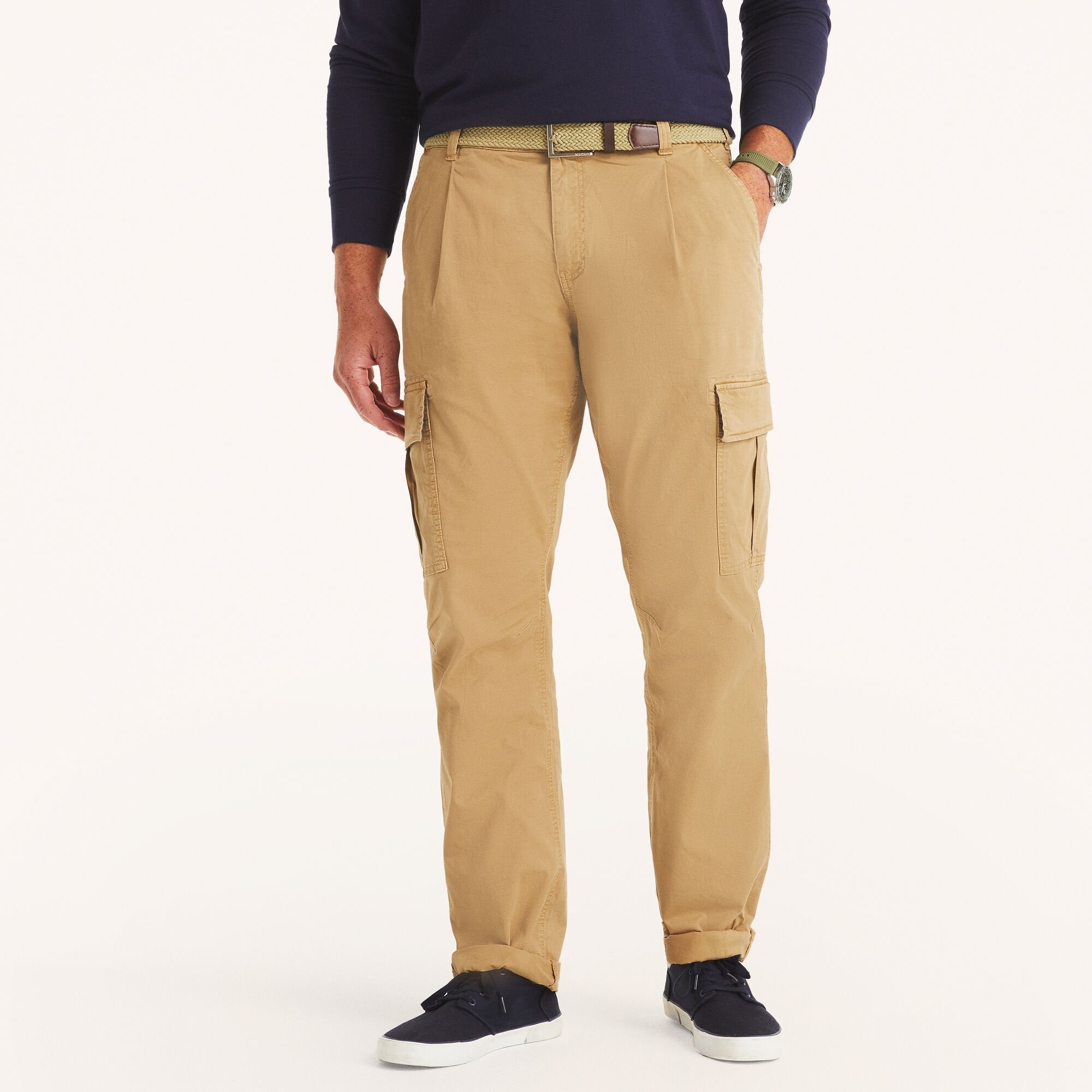 Pantalón de hombre con pliegues