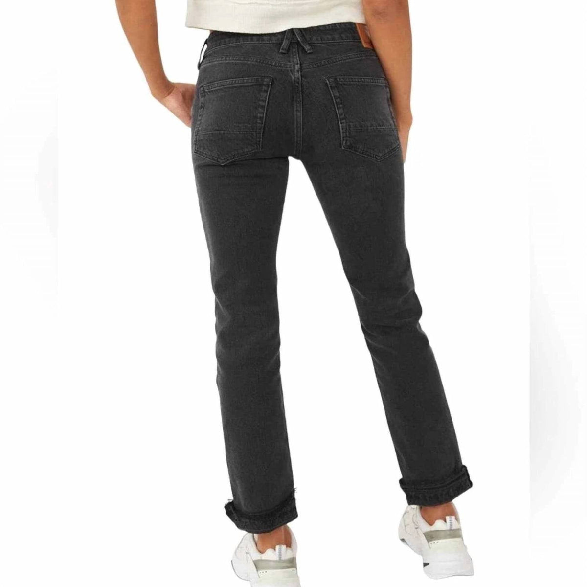 Jean color negro