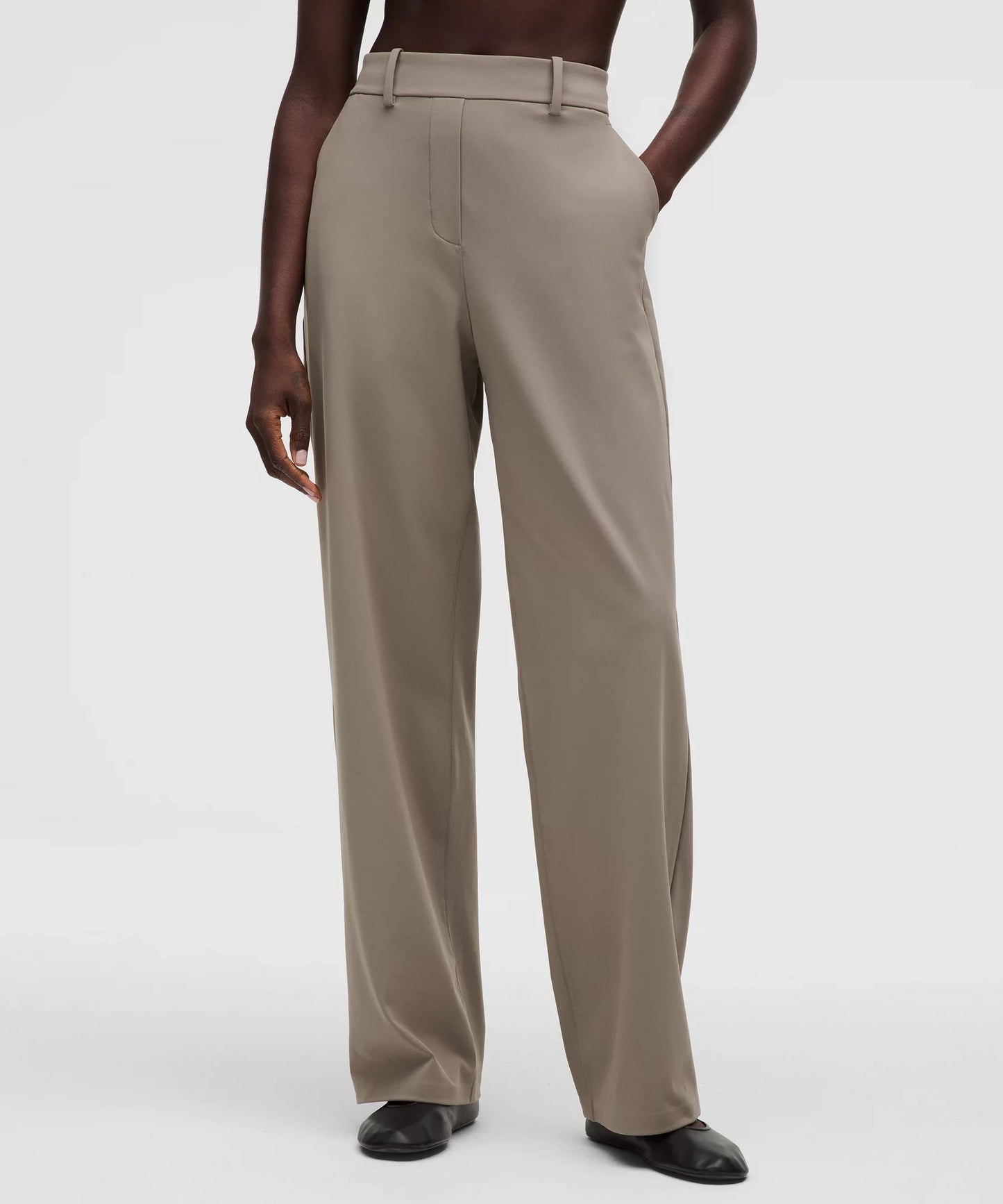 Pantalón de corte recto de tiro alto