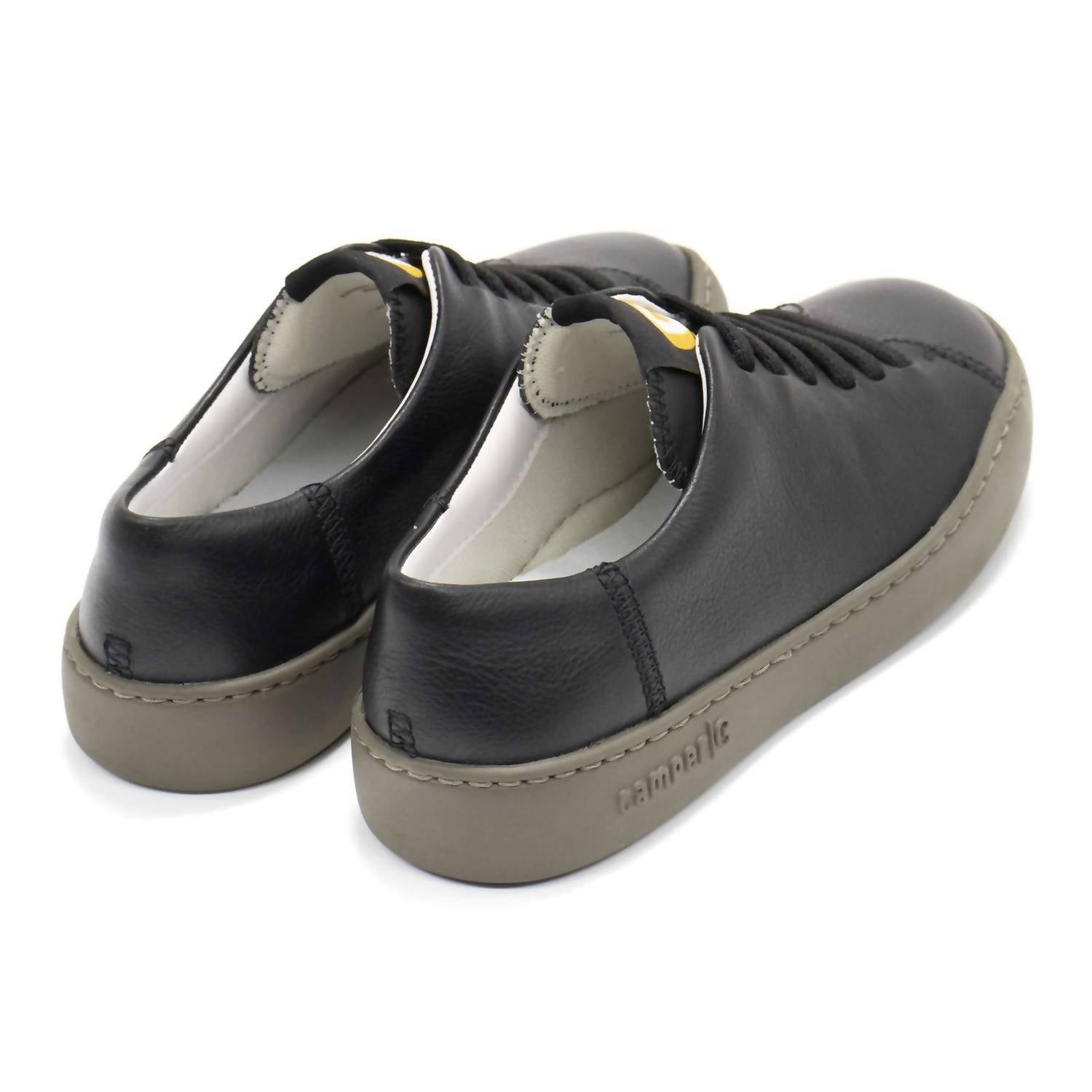 Tenis de mujer color negro