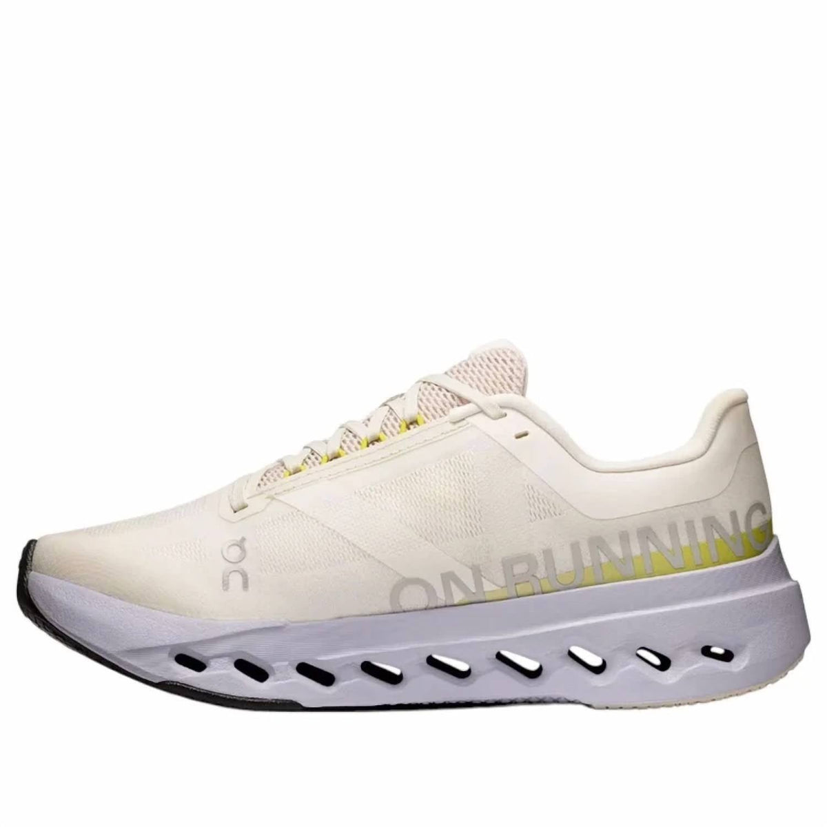 Tenis para correr de mujer color marfil