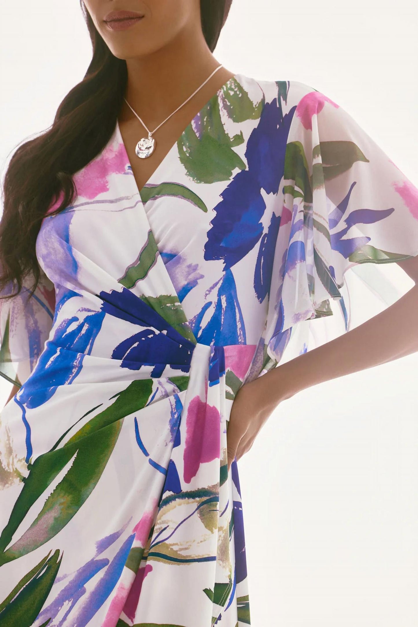 Vestido con estampado floral color blanco