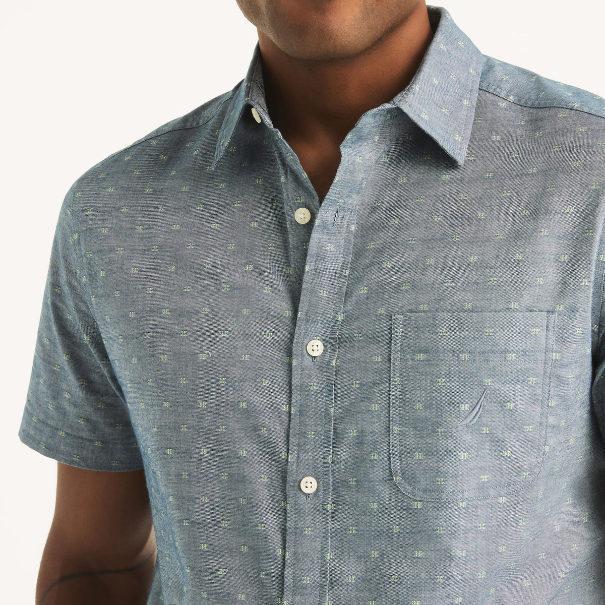 Camisa de hombre de manga corta a rayas