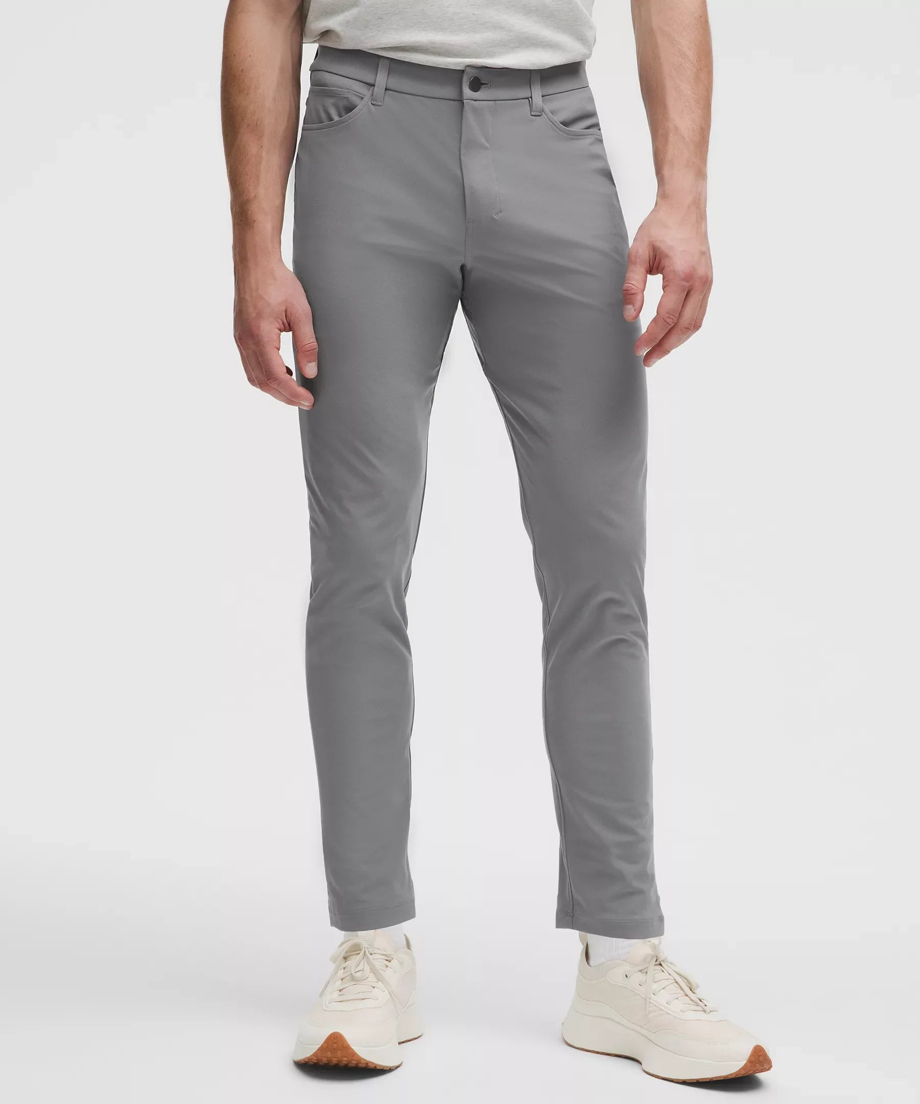 Pantalón de corte ajustado
