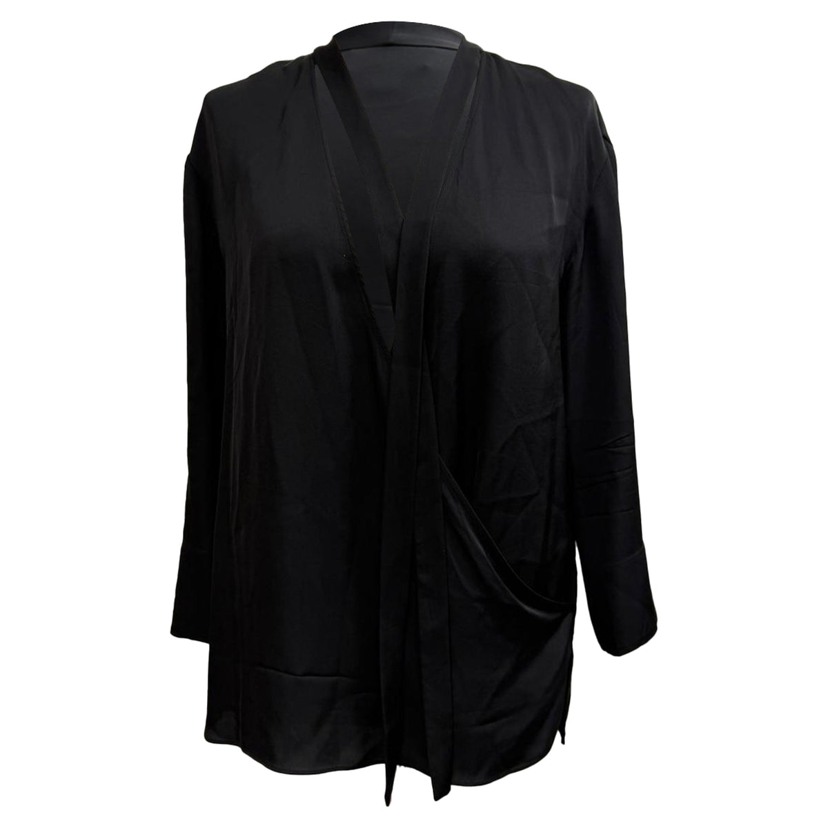 Blusa de seda color negro