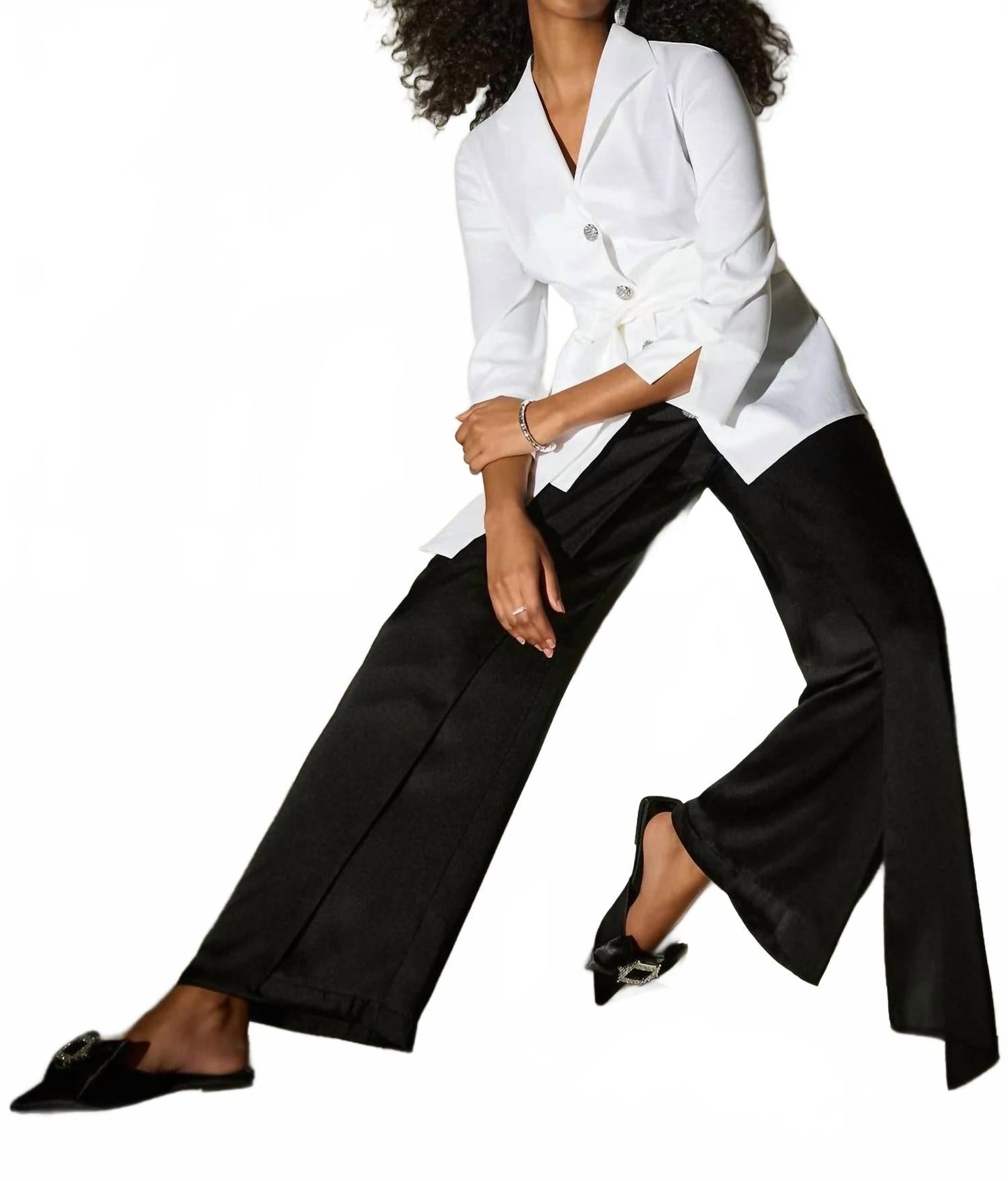 Pantalón de pierna ancha color negro
