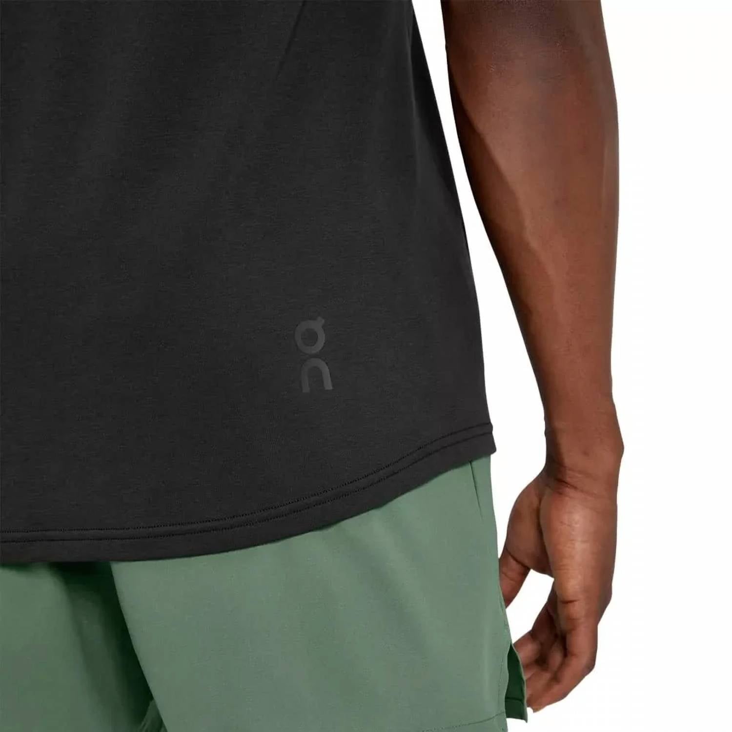 Camiseta de hombre color negro