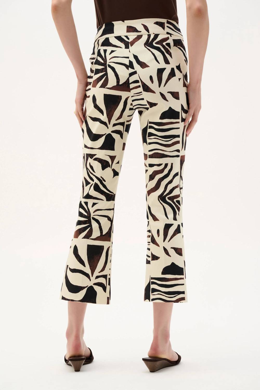 Pantalón color beige