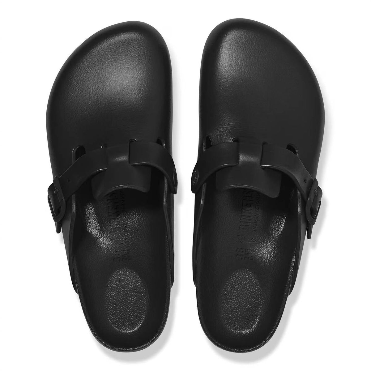 Zuecos de mujer color negro