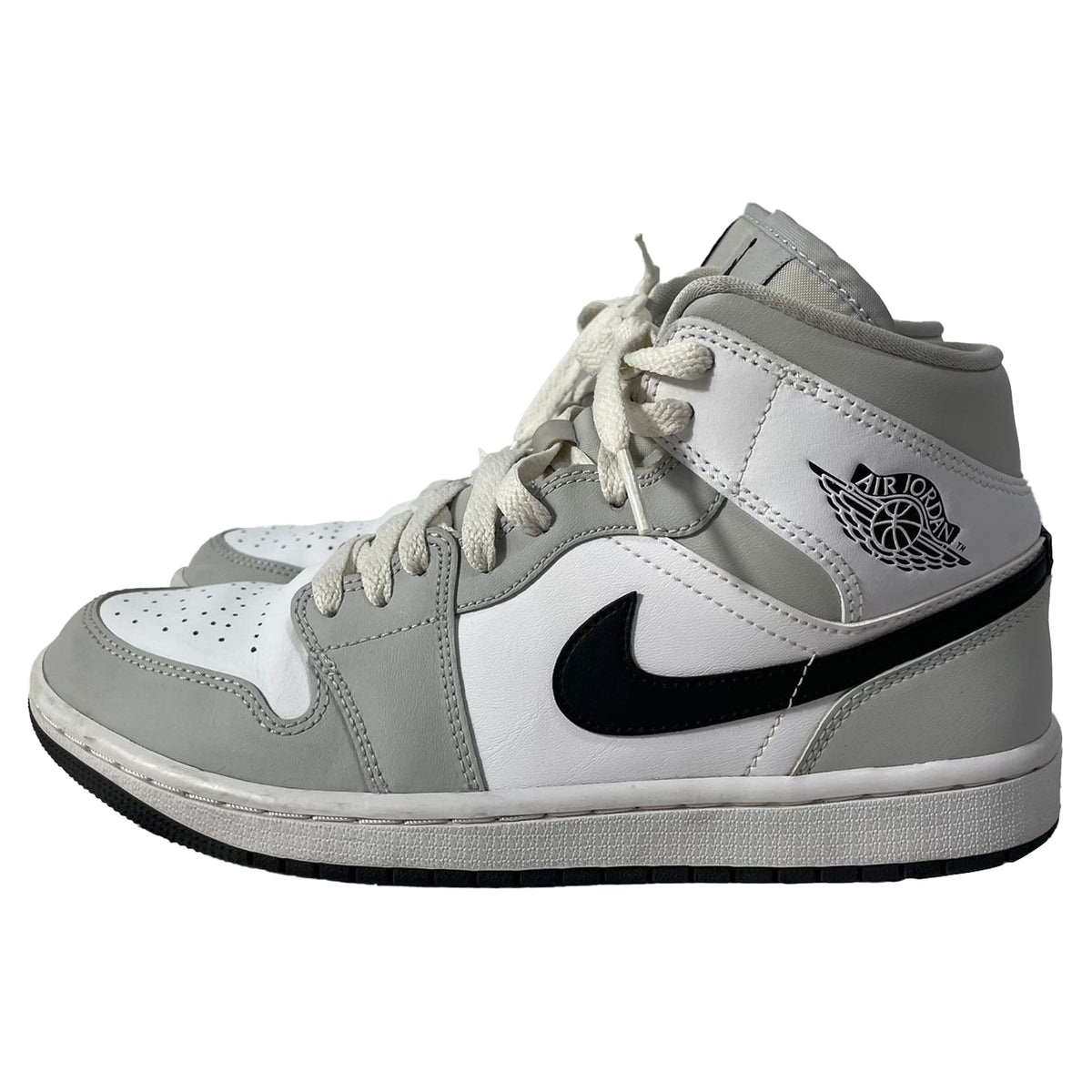 Tenis de cuero color gris