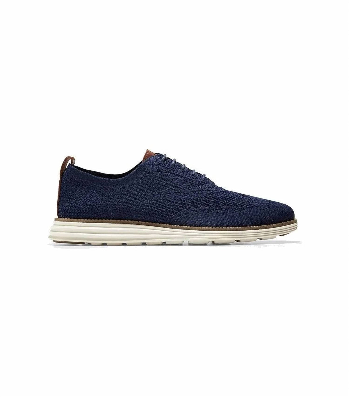 Tenis de hombre color azul marino y marfil