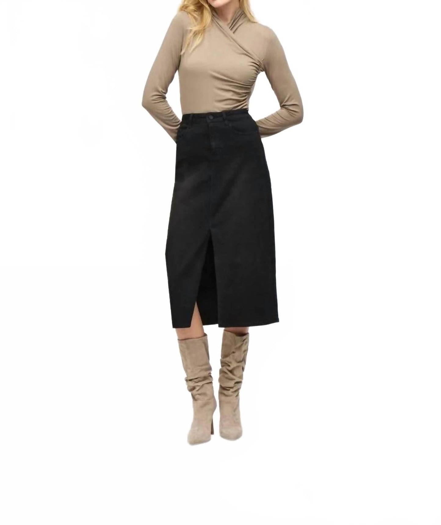 Falda de mezclilla midi color negro