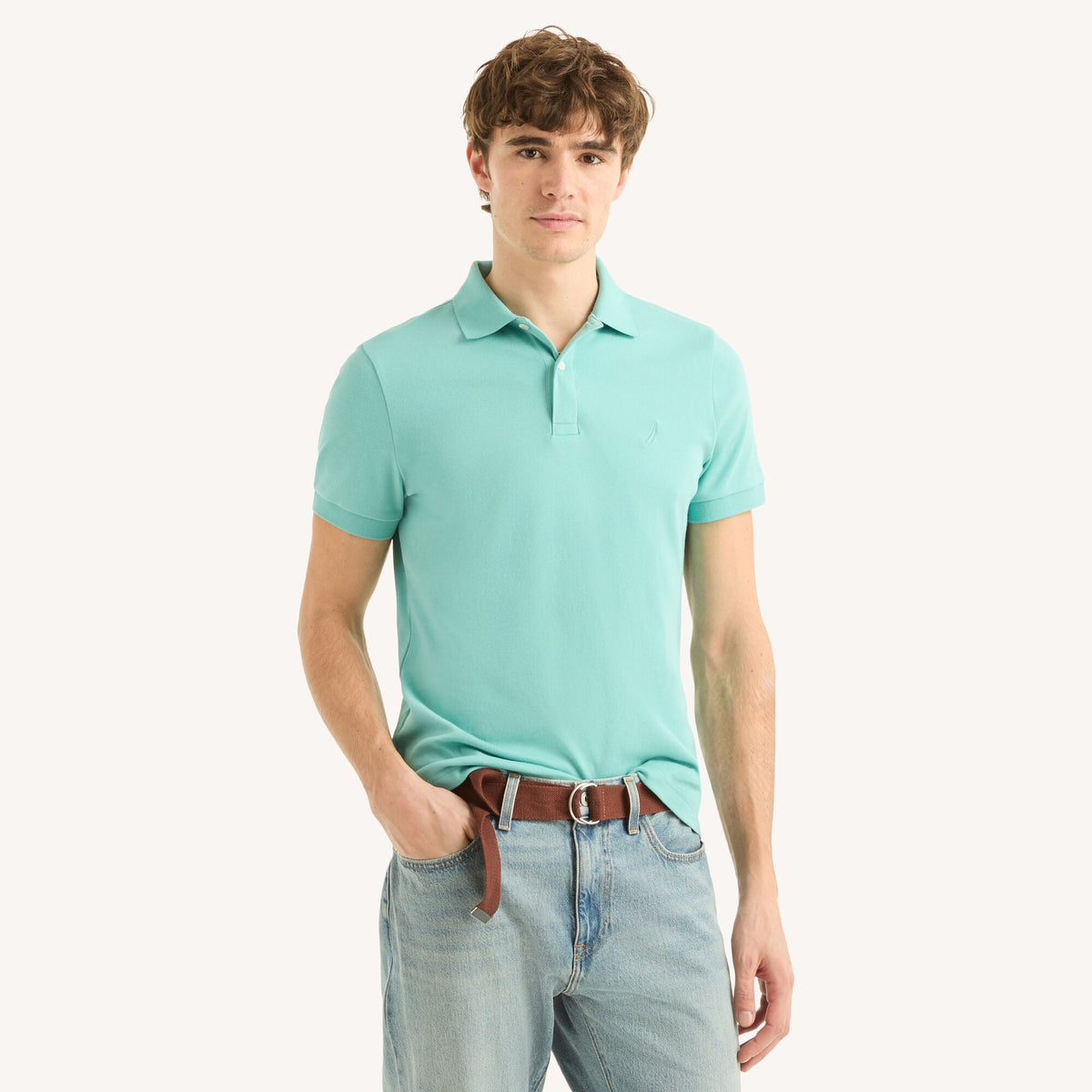 Polo de hombre de corte ajustado