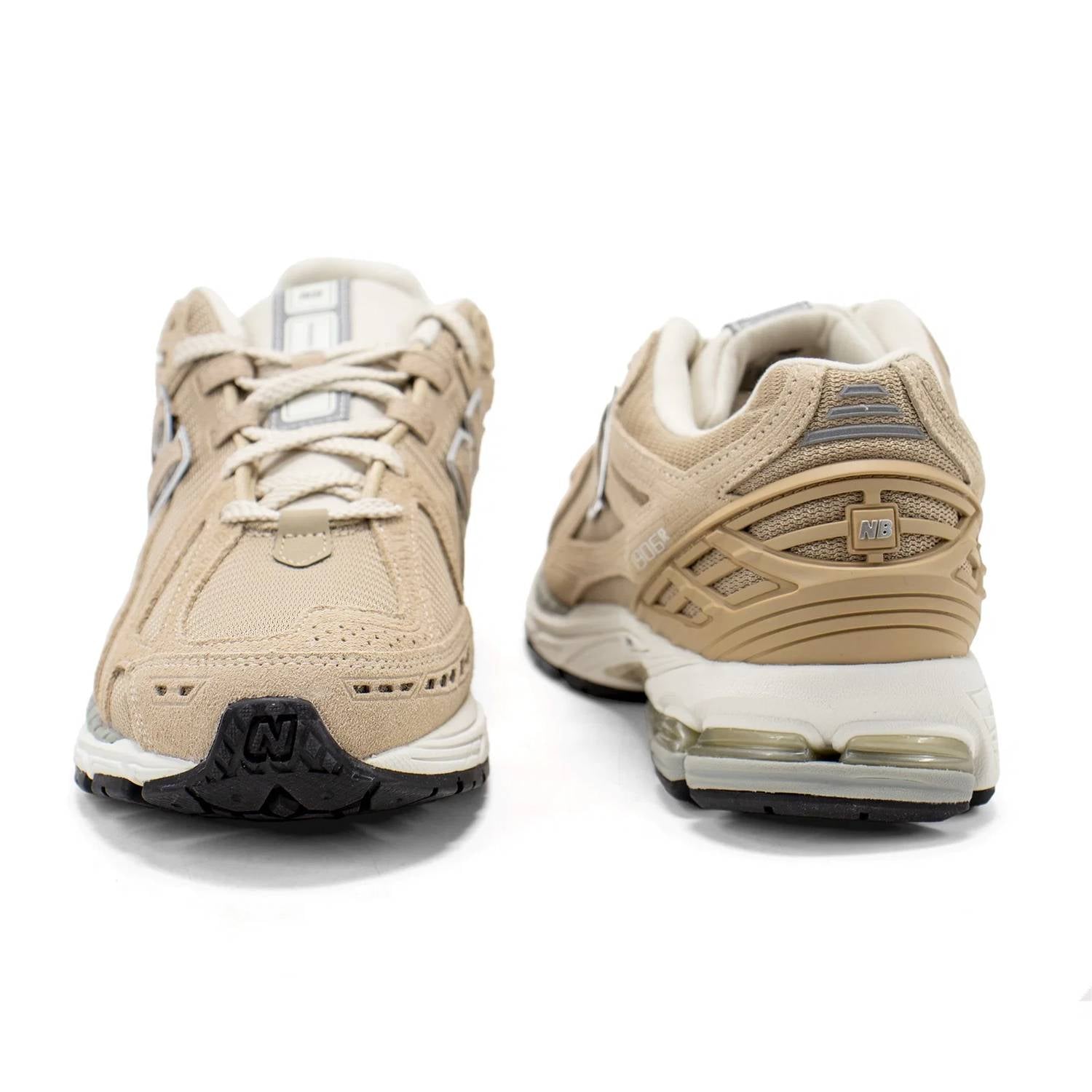 Tenis de hombre color café y beige