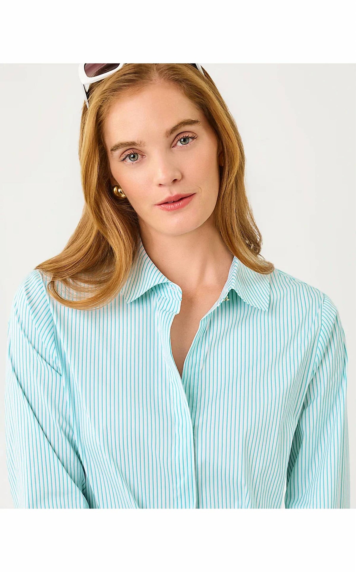 Camisa a rayas color azul