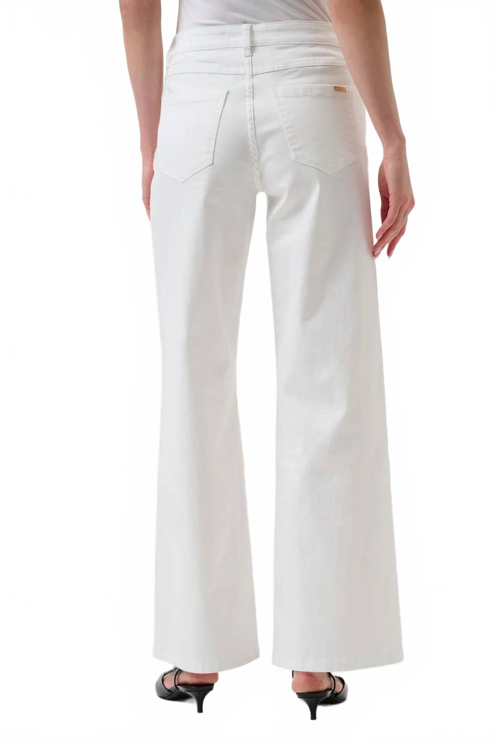 Jean de pierna ancha color blanco