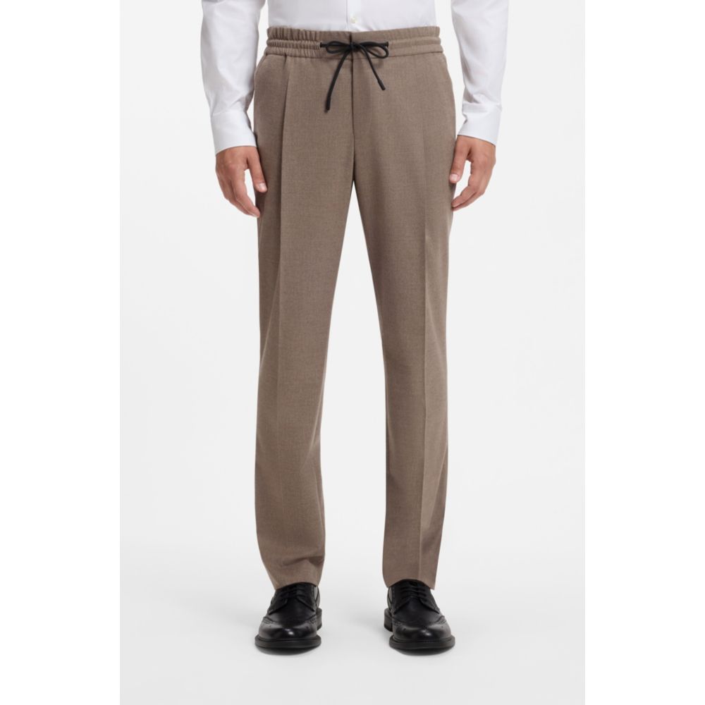 Pantalón de corte ajustado