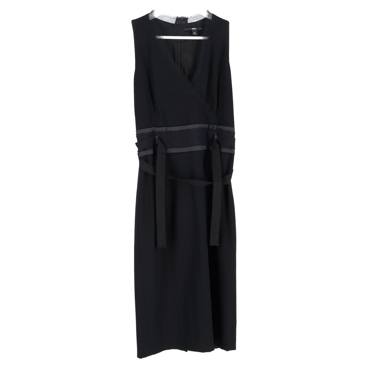 Vestido con cuello en V color negro