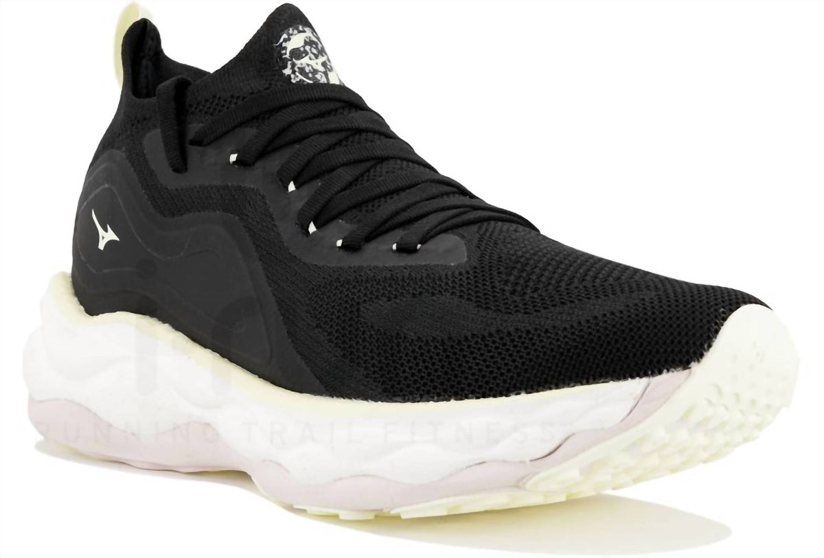 Tenis de mujer color negro y blanco