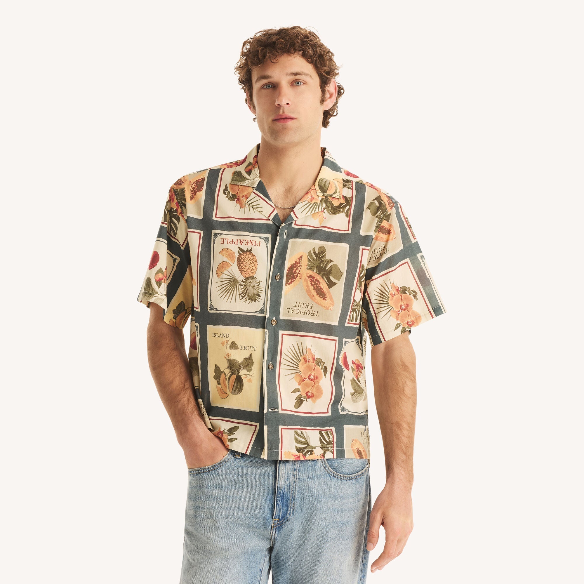 Camisa de hombre de manga corta con estampado