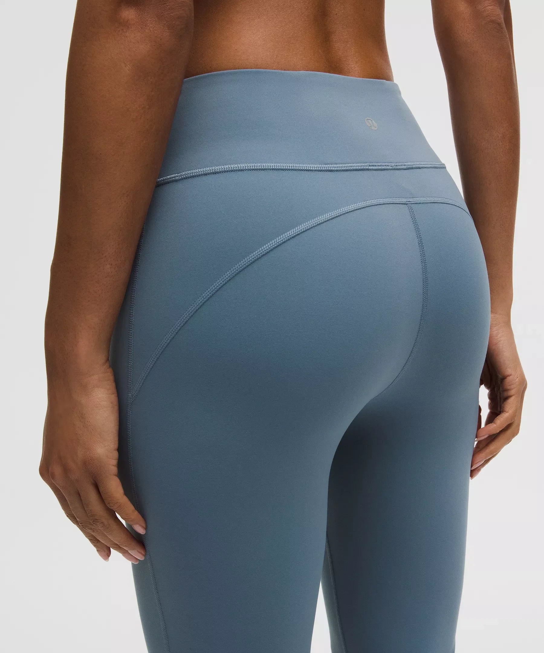 Pantalón de tiro alto