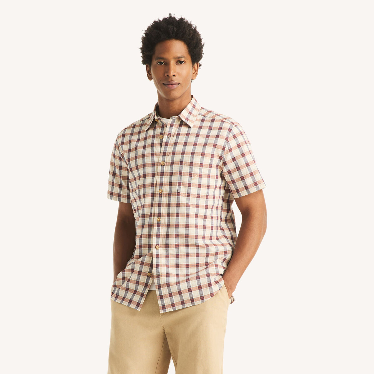 Camisa de hombre de manga corta a cuadros
